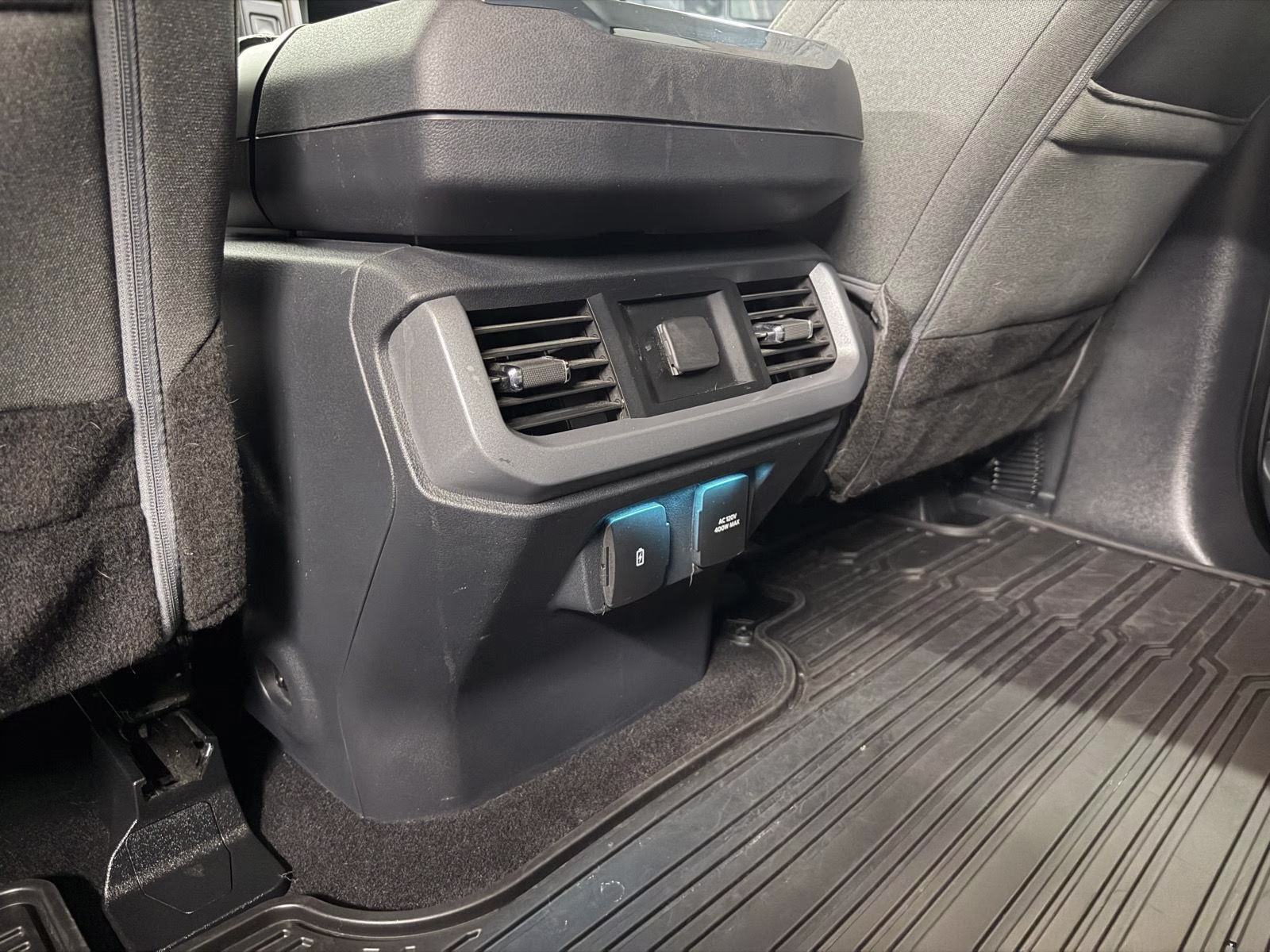 2023 Antimatter Blue Metallic Ford F-150 XLT 4X4 Truck