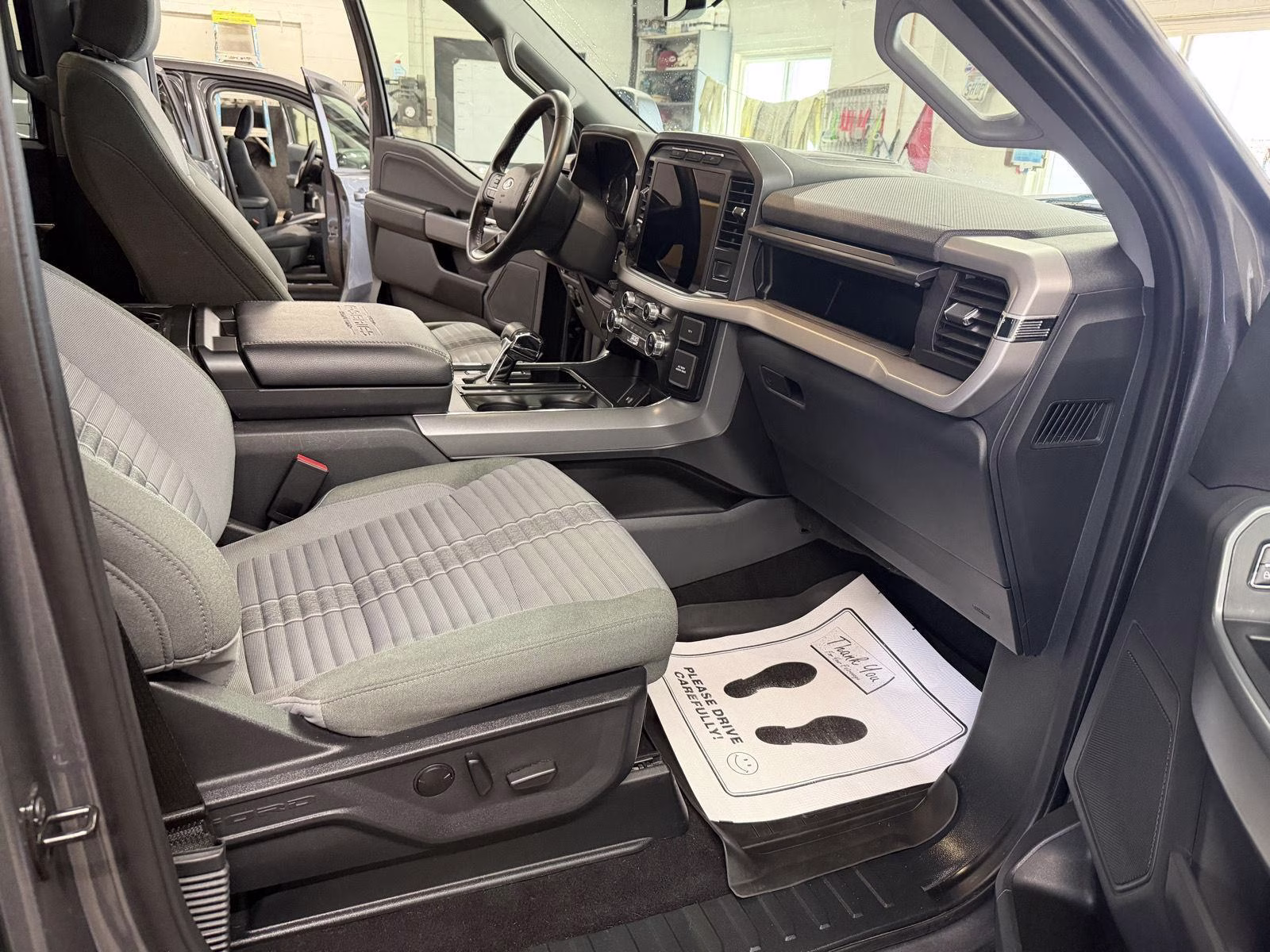 2023 Antimatter Blue Metallic Ford F-150 XLT 4X4 Truck