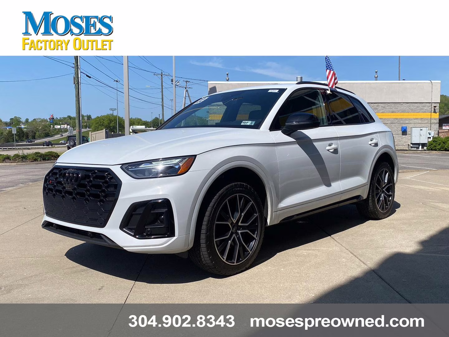 2022 Glacier White Metallic Audi SQ5 Premium Plus AWD SUV