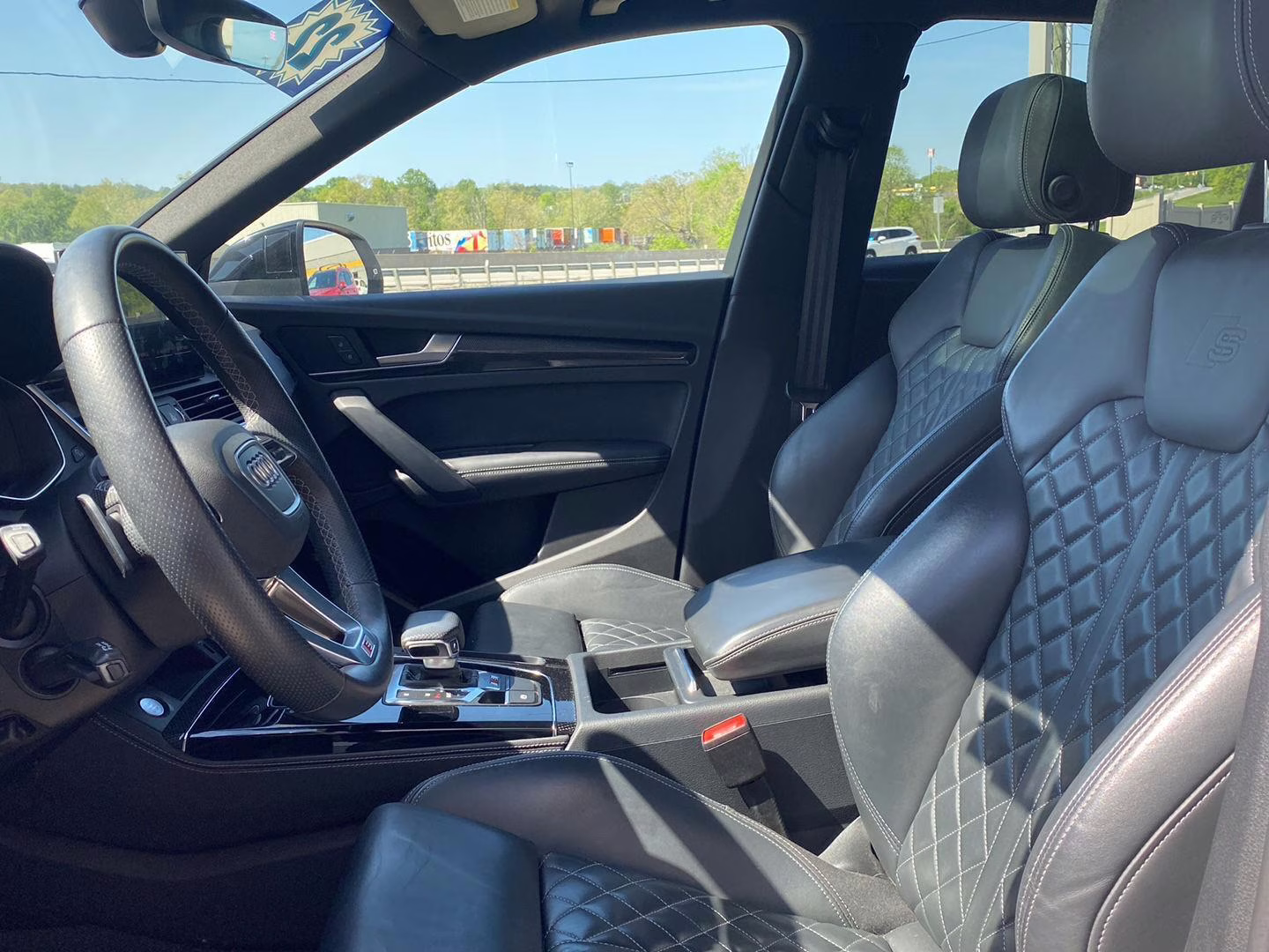 2022 Glacier White Metallic Audi SQ5 Premium Plus AWD SUV