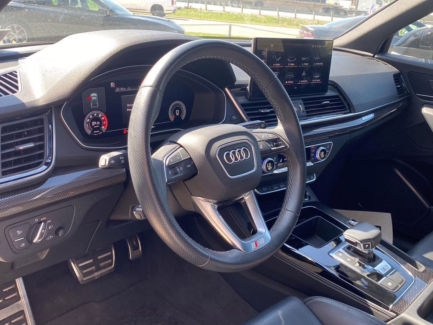 2022 Glacier White Metallic Audi SQ5 Premium Plus AWD SUV