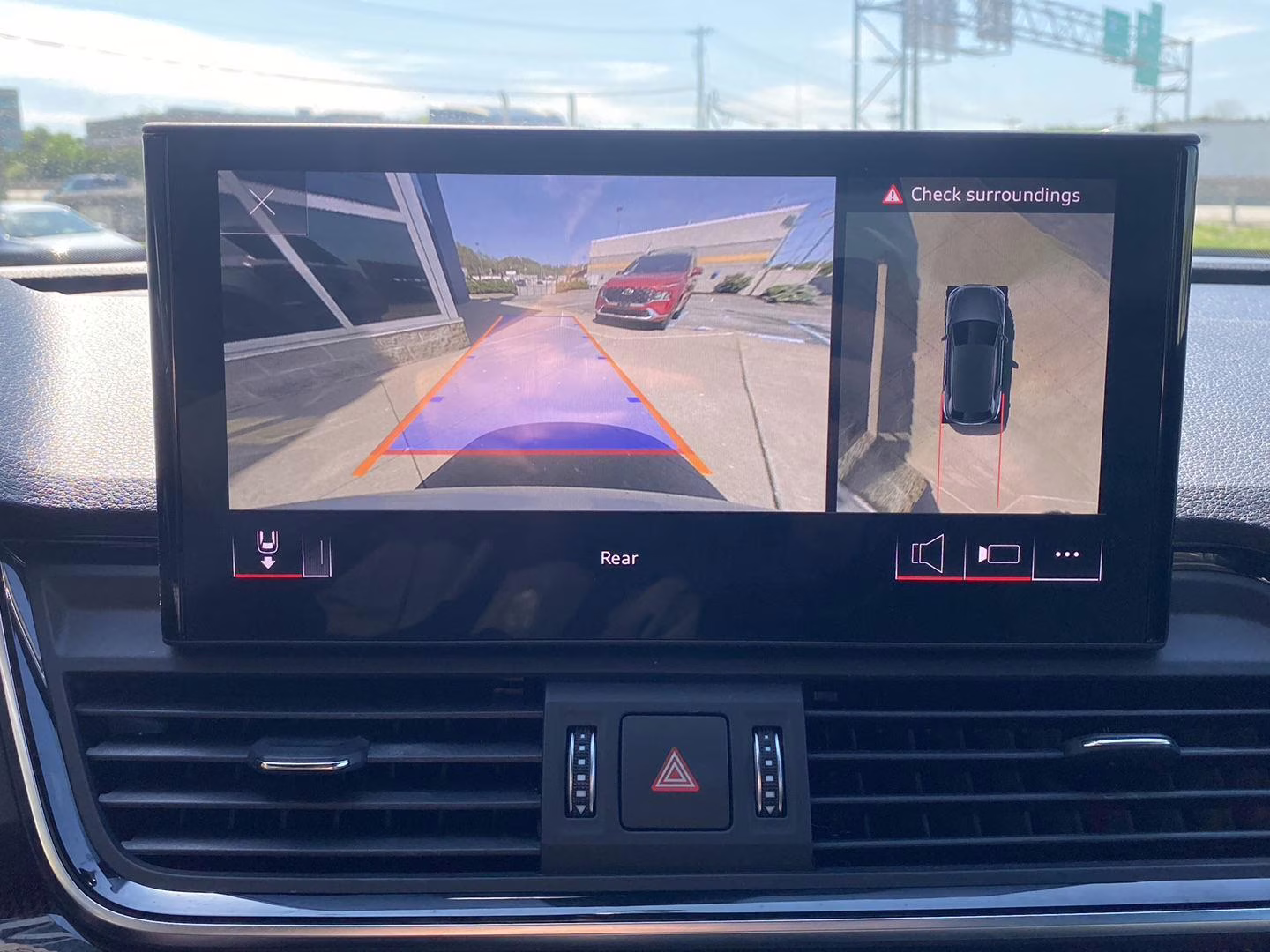 2022 Glacier White Metallic Audi SQ5 Premium Plus AWD SUV