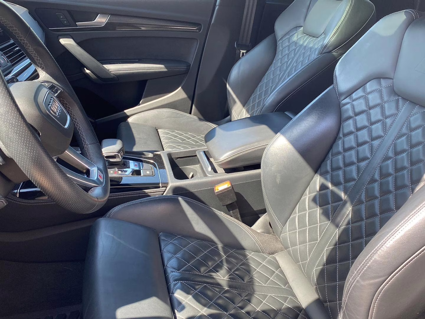 2022 Glacier White Metallic Audi SQ5 Premium Plus AWD SUV