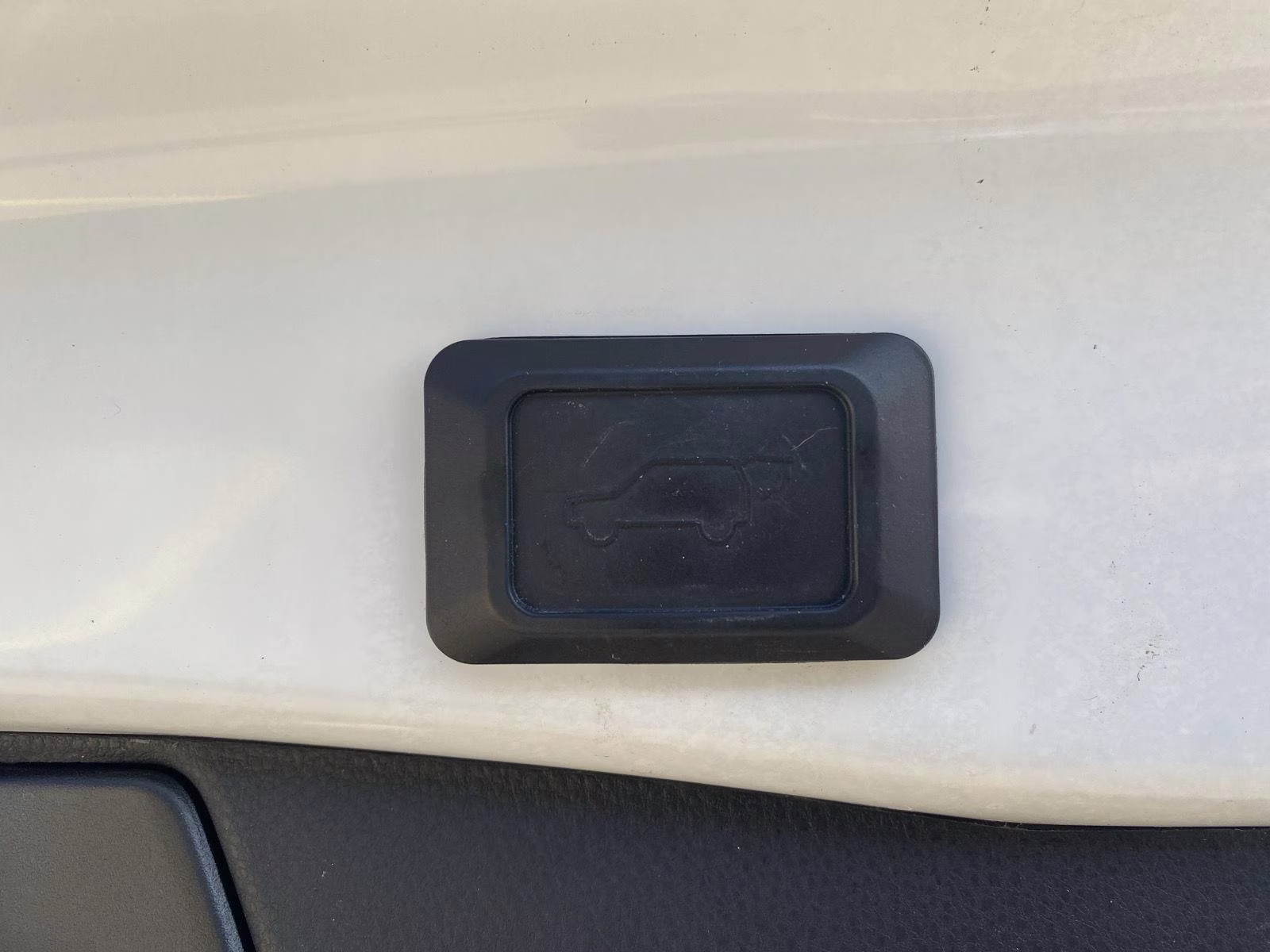 2020 Blizzard Pearl Toyota RAV4 Limited AWD SUV