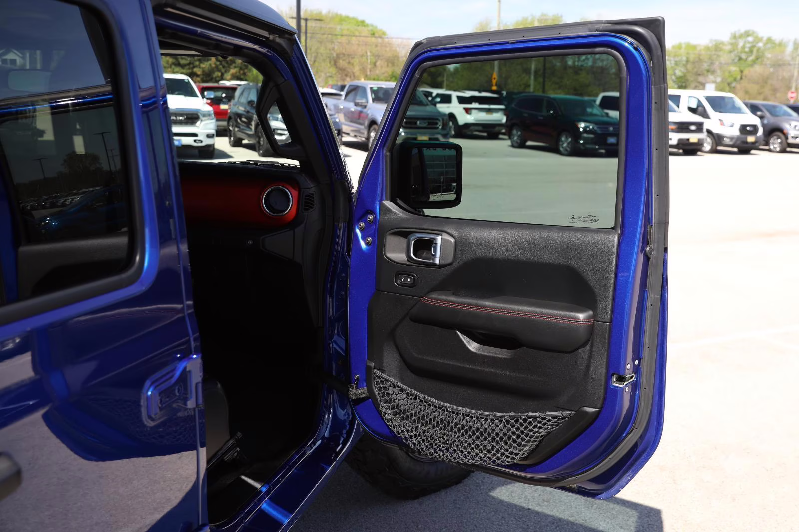 2018 Ocean Blue Metallic Clearcoat Jeep Wrangler Unlimited Rubicon 4X4 SUV