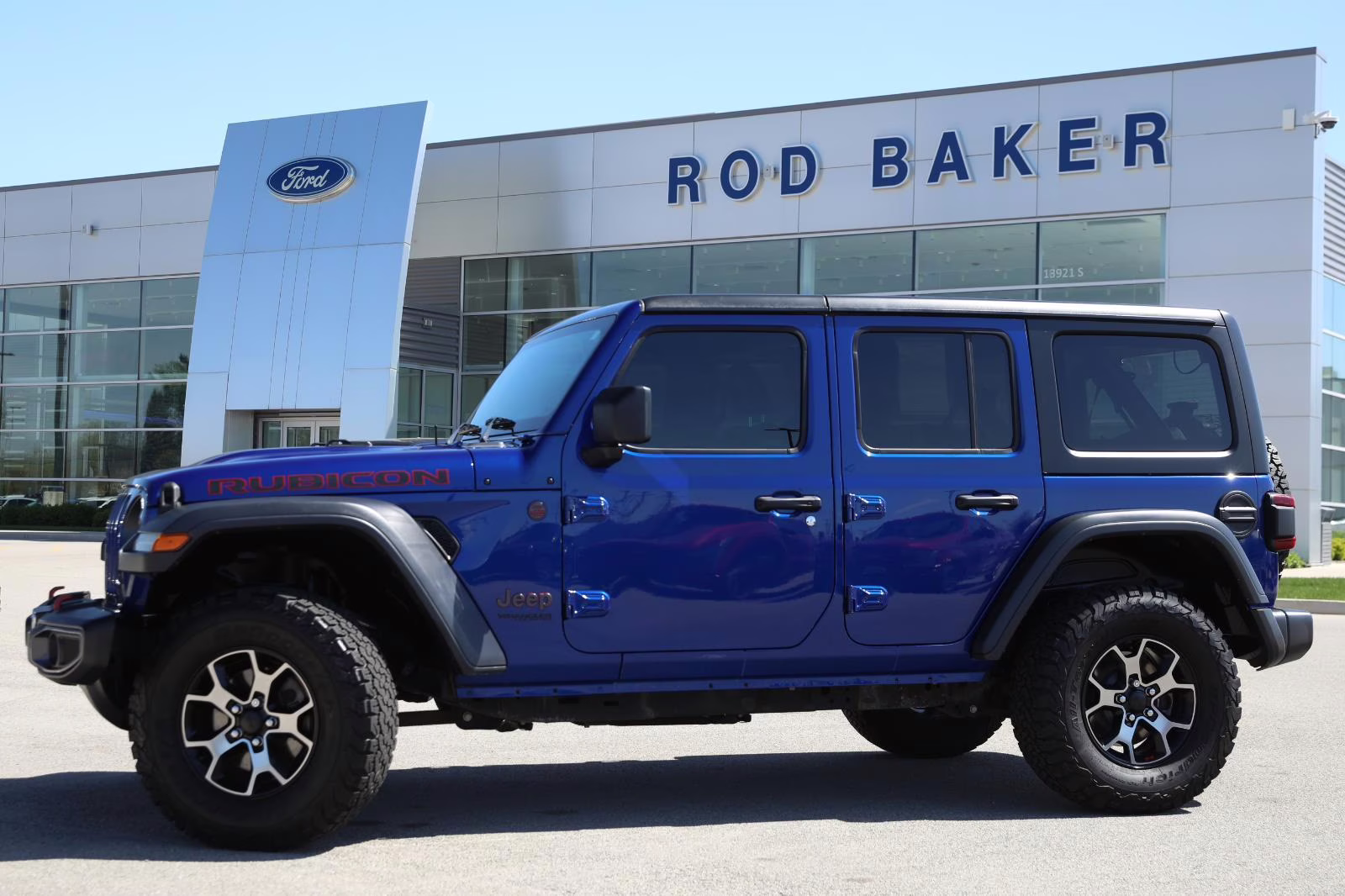 2018 Ocean Blue Metallic Clearcoat Jeep Wrangler Unlimited Rubicon 4X4 SUV