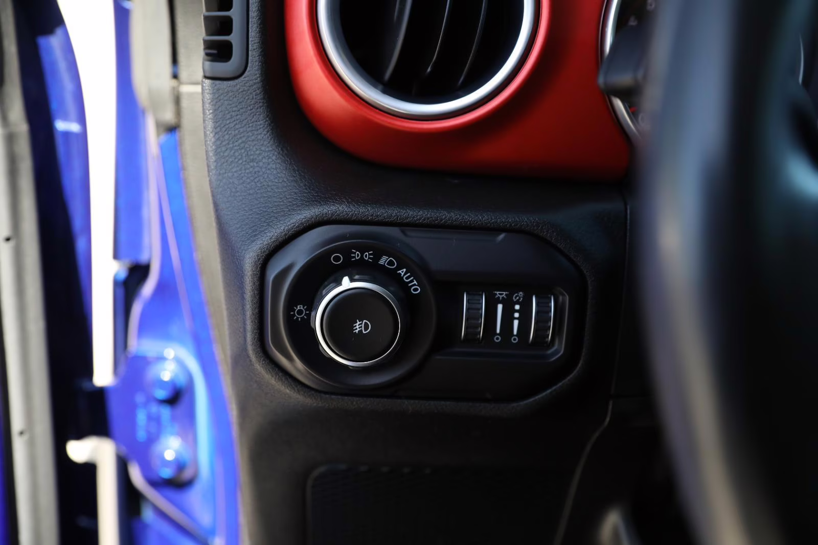 2018 Ocean Blue Metallic Clearcoat Jeep Wrangler Unlimited Rubicon 4X4 SUV