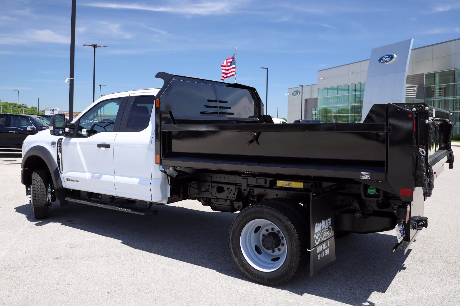2026 Oxford White Ford Super Duty F-450 DRW XL 4X4 Truck