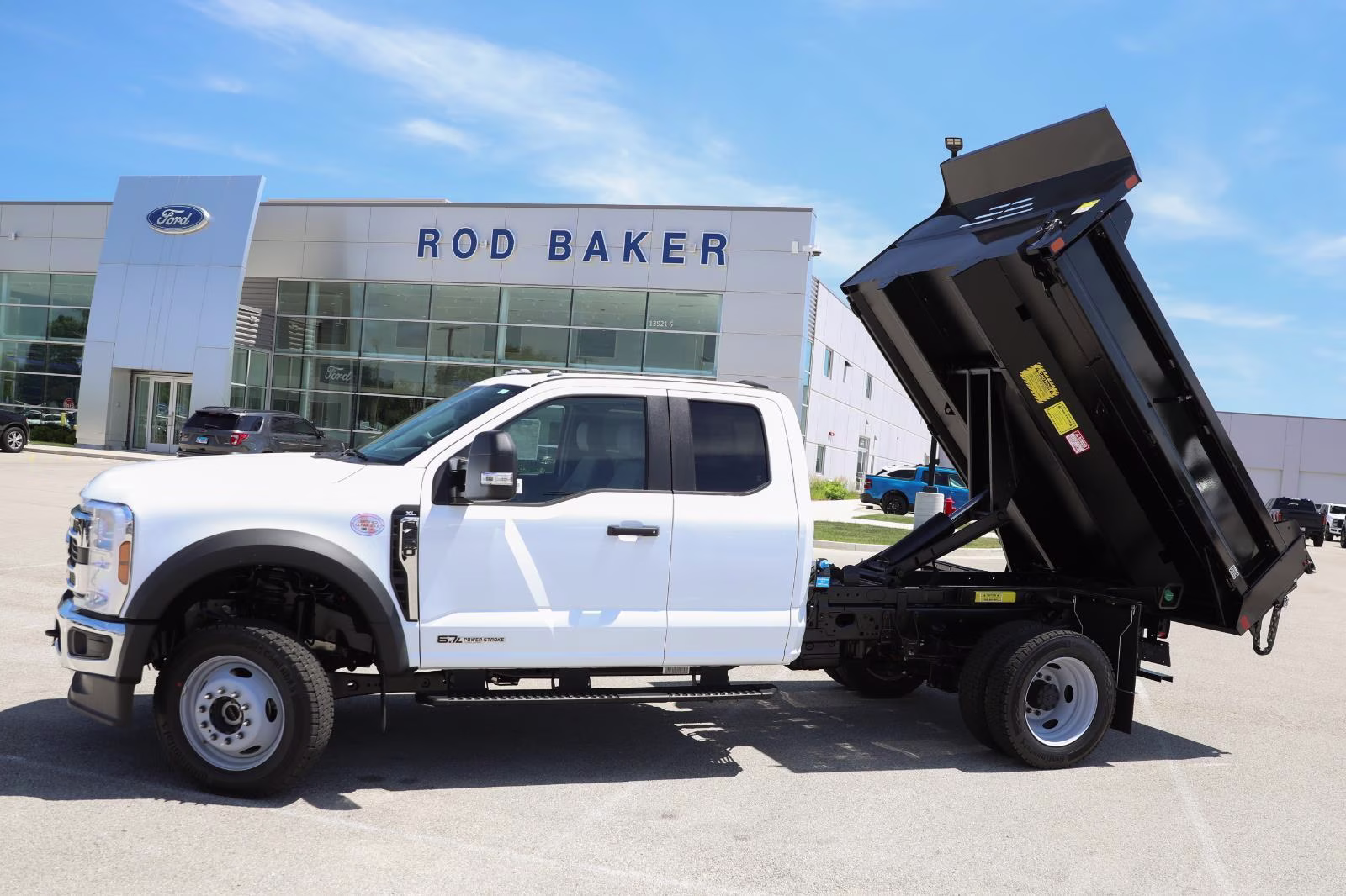 2026 Oxford White Ford Super Duty F-450 DRW XL 4X4 Truck