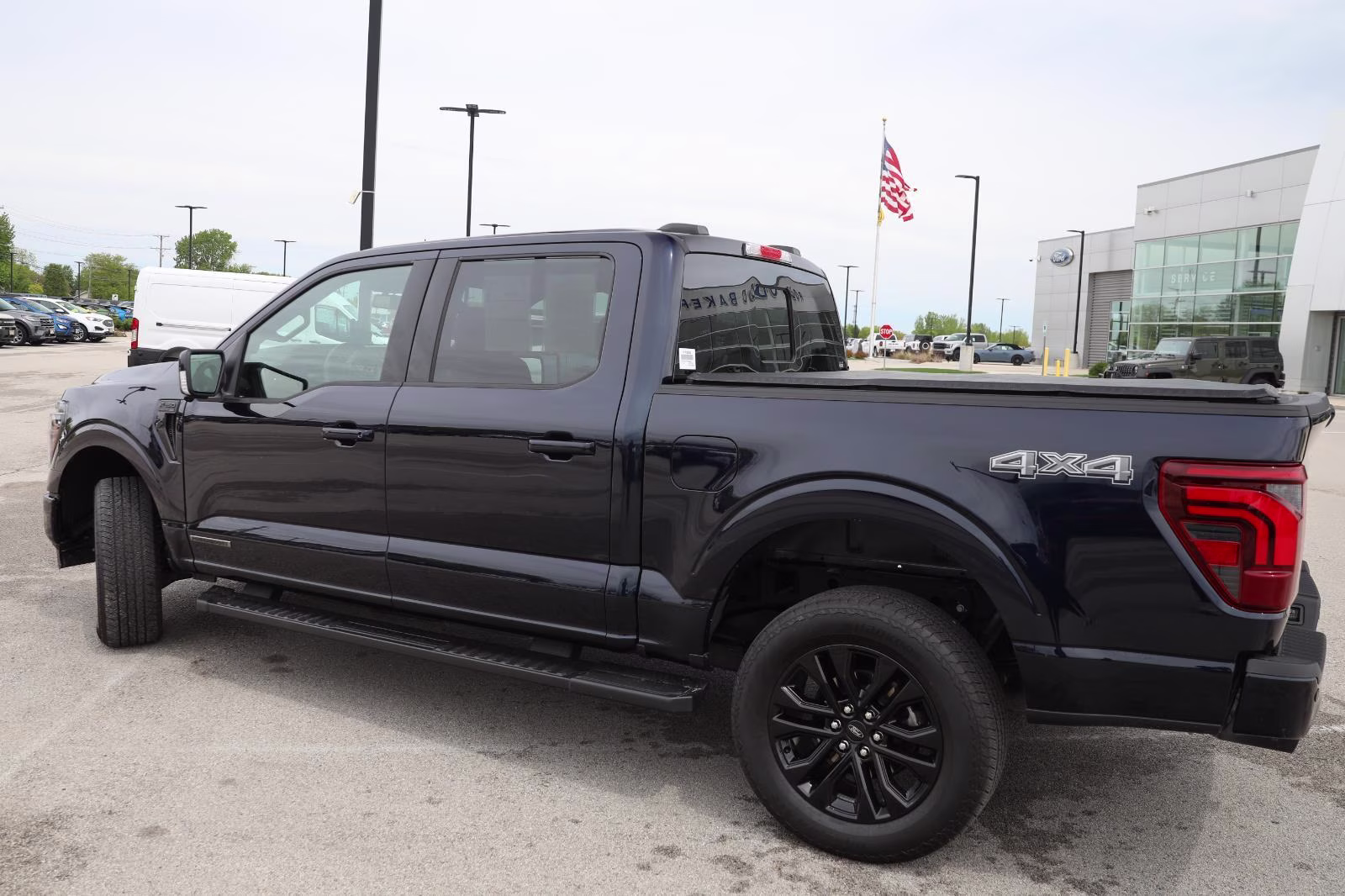 2025 Antimatter Blue Ford F-150 LARIAT 4X4 Truck