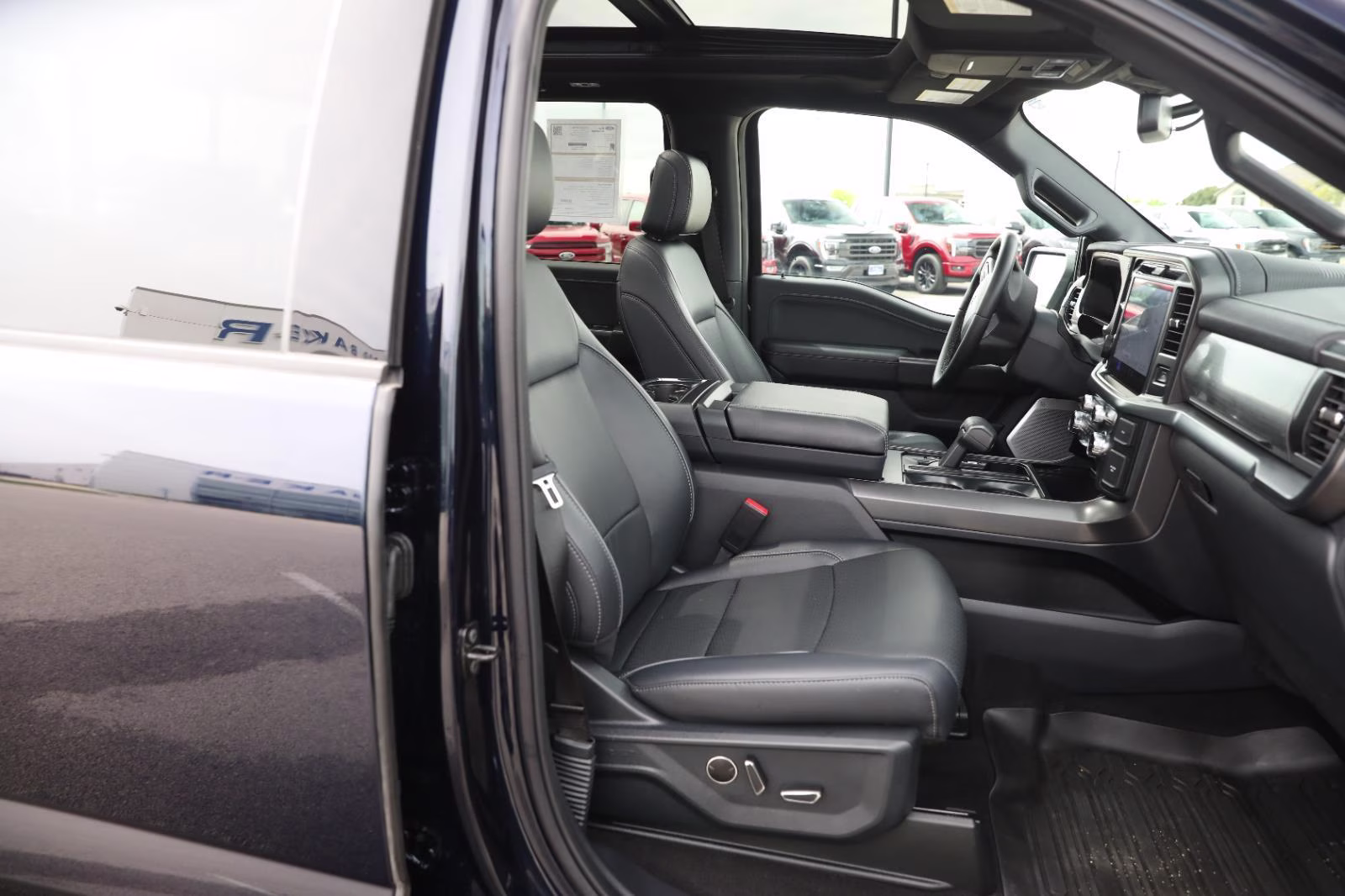 2025 Antimatter Blue Ford F-150 LARIAT 4X4 Truck