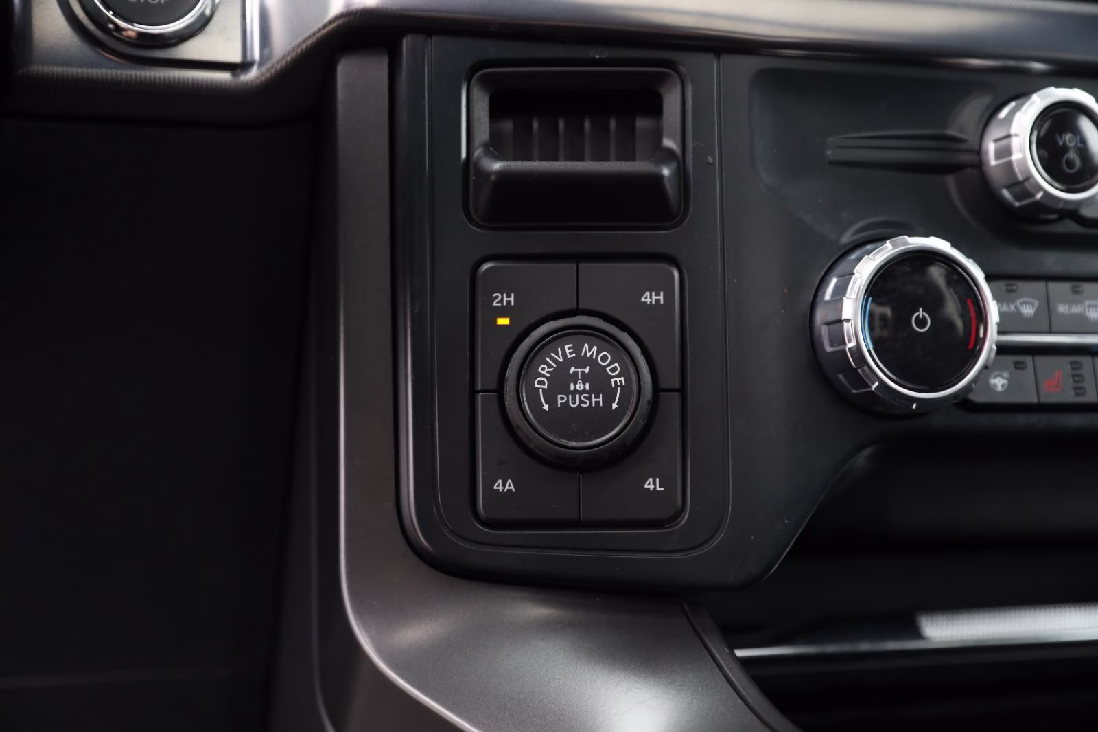 2025 Antimatter Blue Ford F-150 LARIAT 4X4 Truck