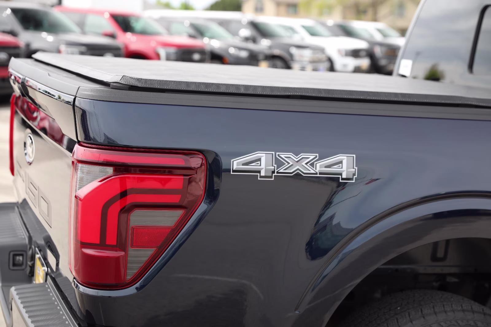 2025 Antimatter Blue Ford F-150 LARIAT 4X4 Truck