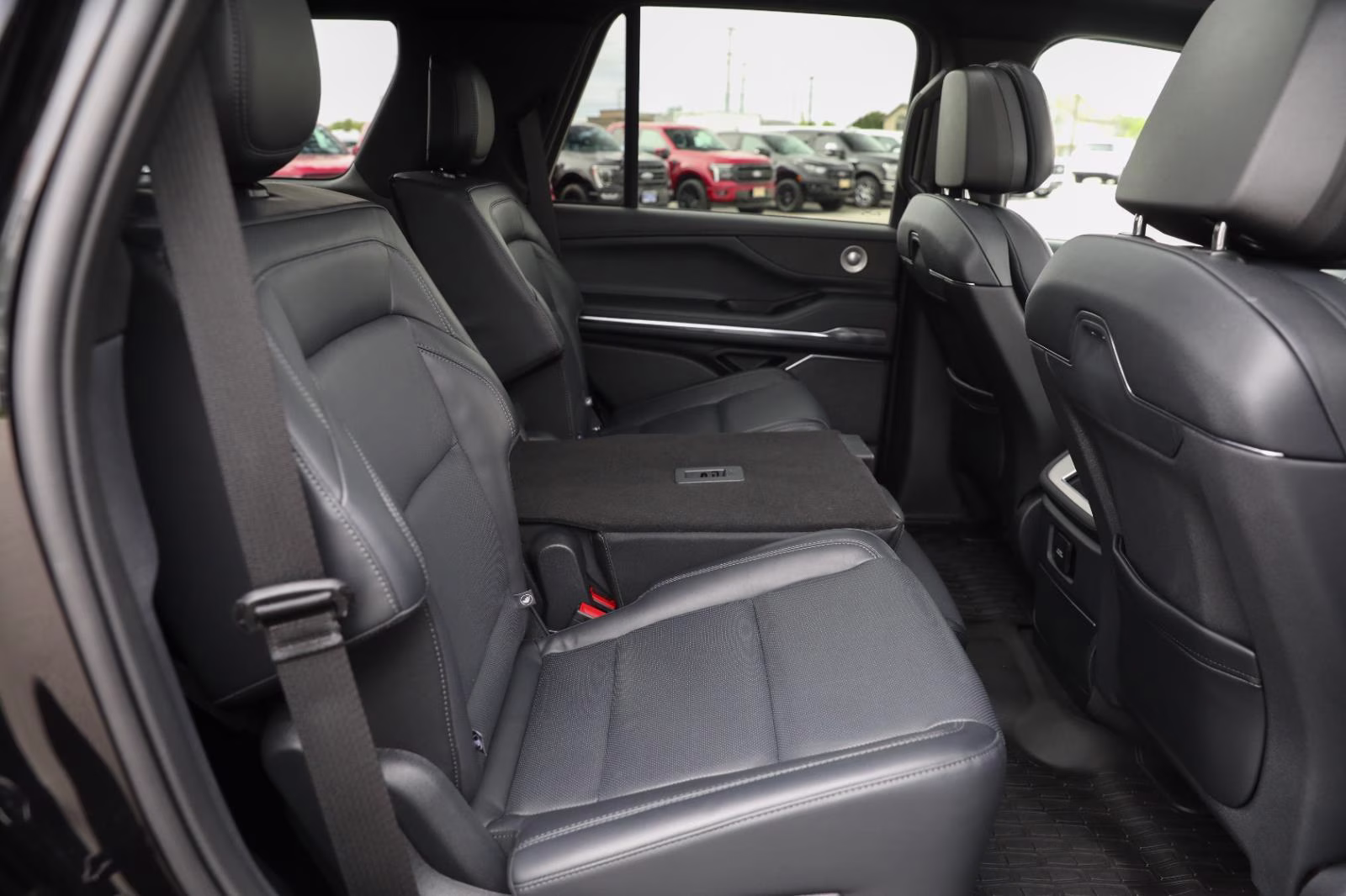 2025 Infinite Black Metallic Clearcoat Lincoln Navigator Reserve 4X4 SUV