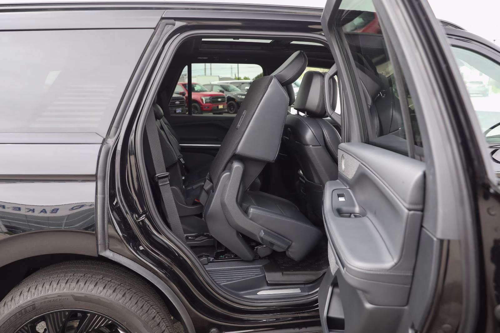 2025 Infinite Black Metallic Clearcoat Lincoln Navigator Reserve 4X4 SUV