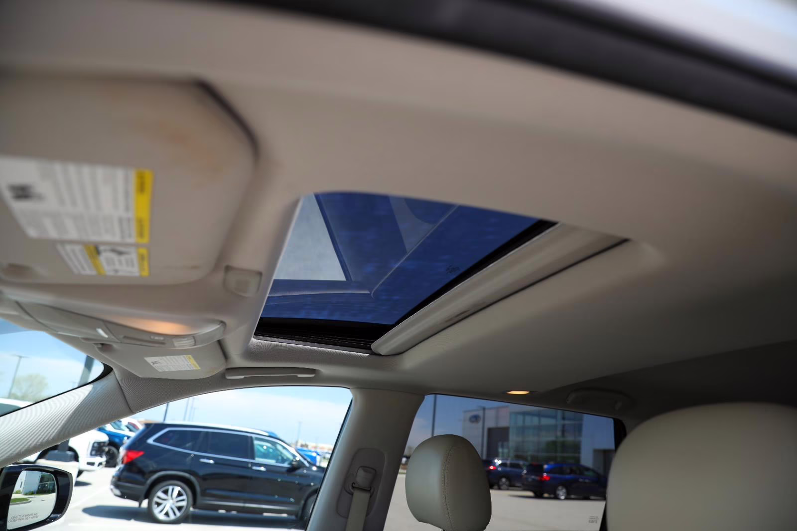 2019 Majestic White INFINITI QX60 LUXE AWD 2019.5