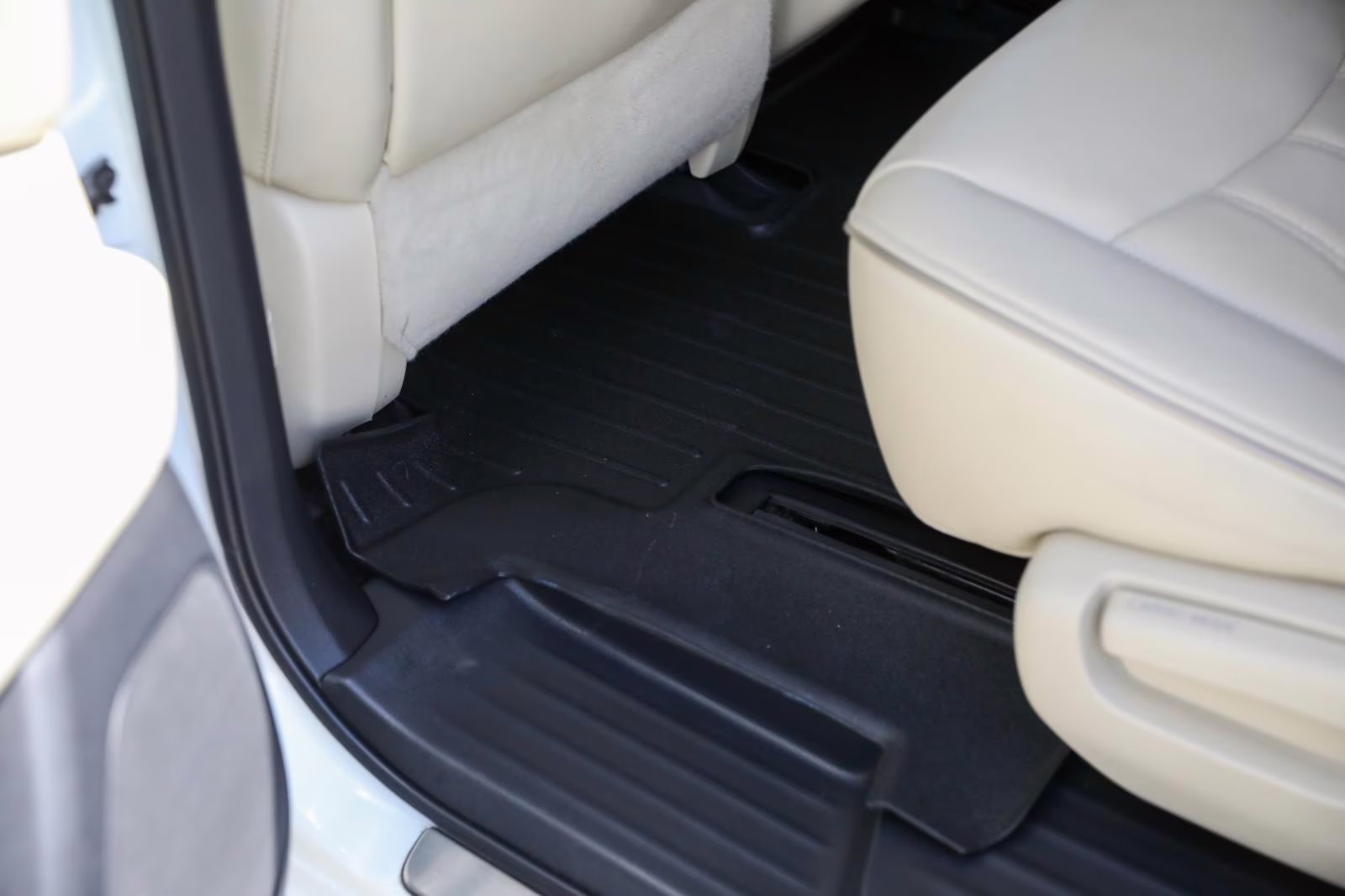 2019 Majestic White INFINITI QX60 LUXE AWD 2019.5