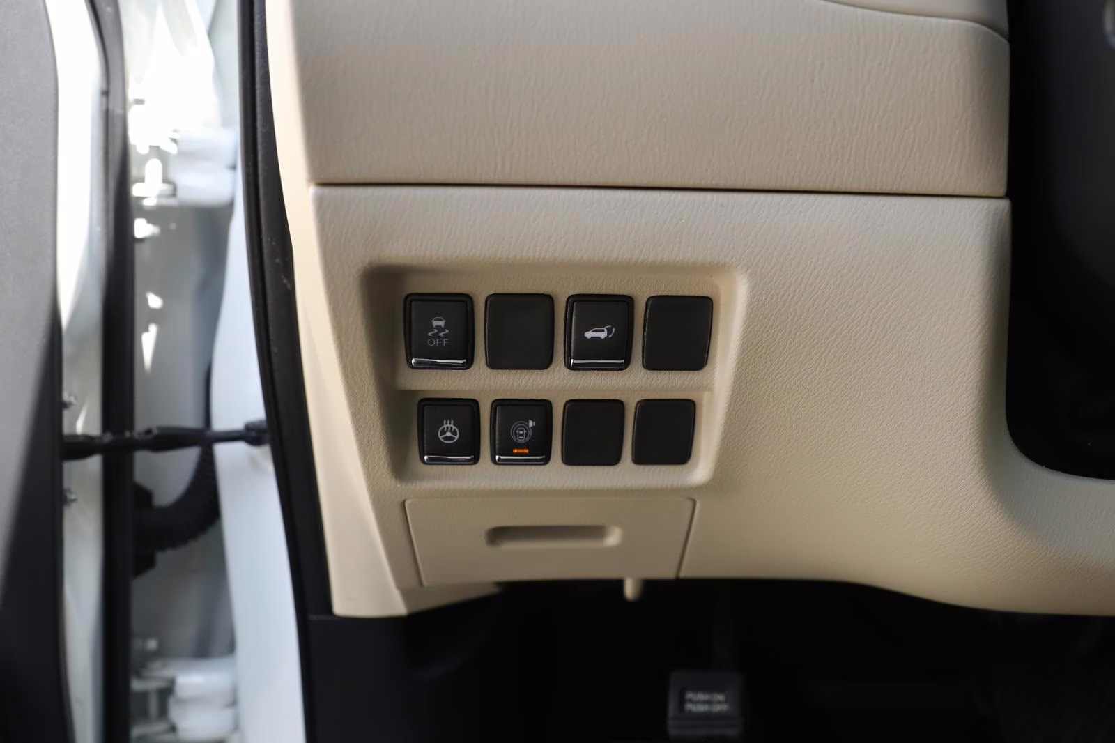 2019 Majestic White INFINITI QX60 LUXE AWD 2019.5