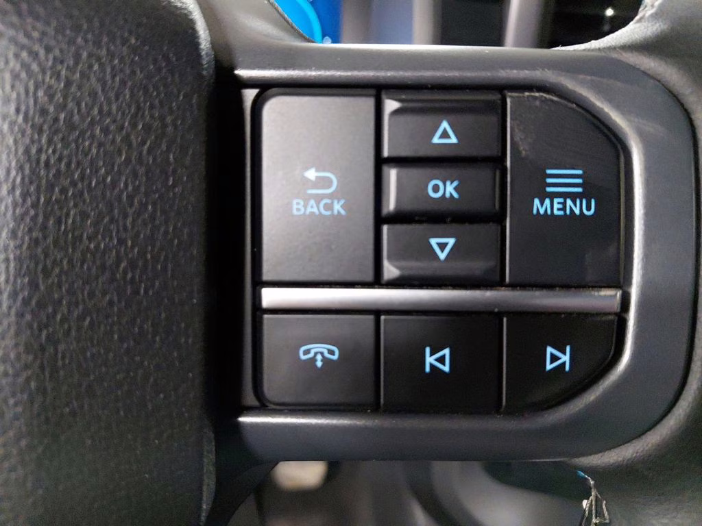 2025 Oxford White Ford F-150 XLT  w/Black Appearance Package 4X4 Truck