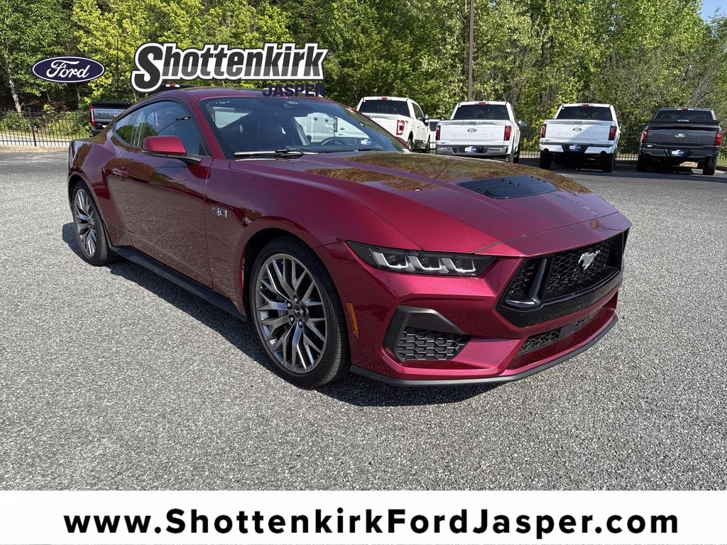 2025 Molten Magenta Metallic Tri-Coat Ford Mustang GT Premium RWD Coupe