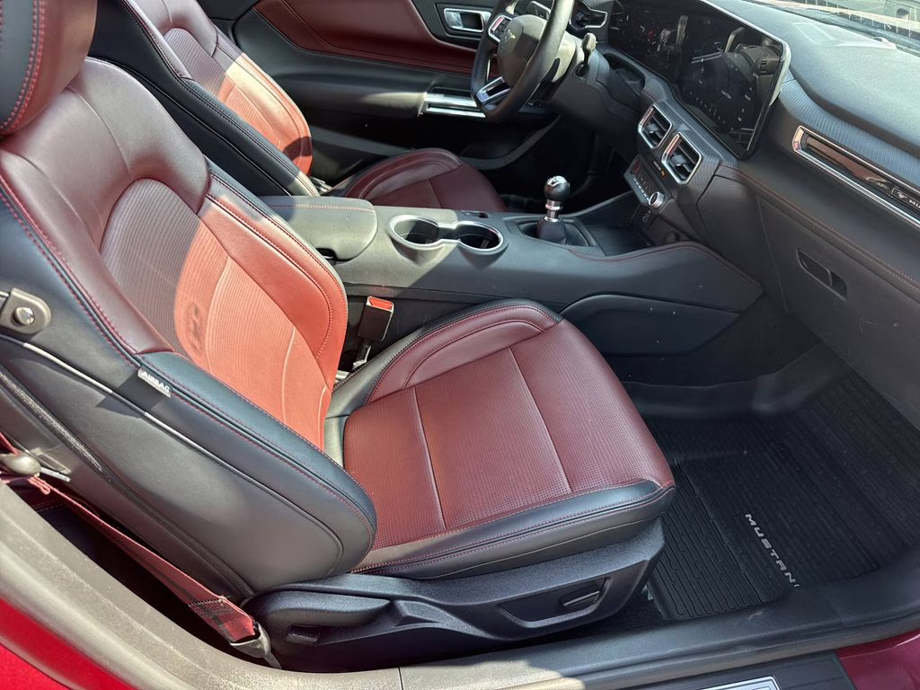 2025 Molten Magenta Metallic Tri-Coat Ford Mustang GT Premium RWD Coupe