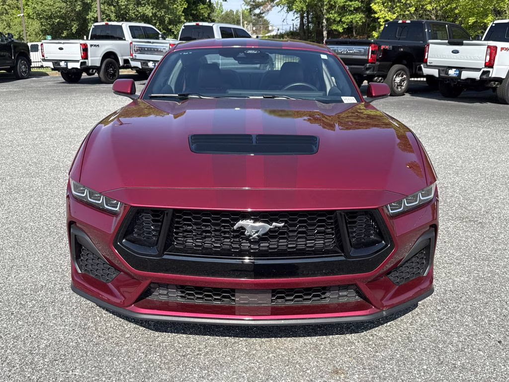 2025 Molten Magenta Metallic Tri-Coat Ford Mustang GT Premium RWD Coupe