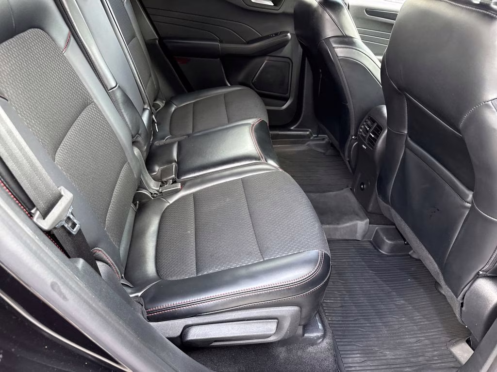 2025 Agate Black Metallic Ford Escape Hybrid ST-Line Select AWD SUV