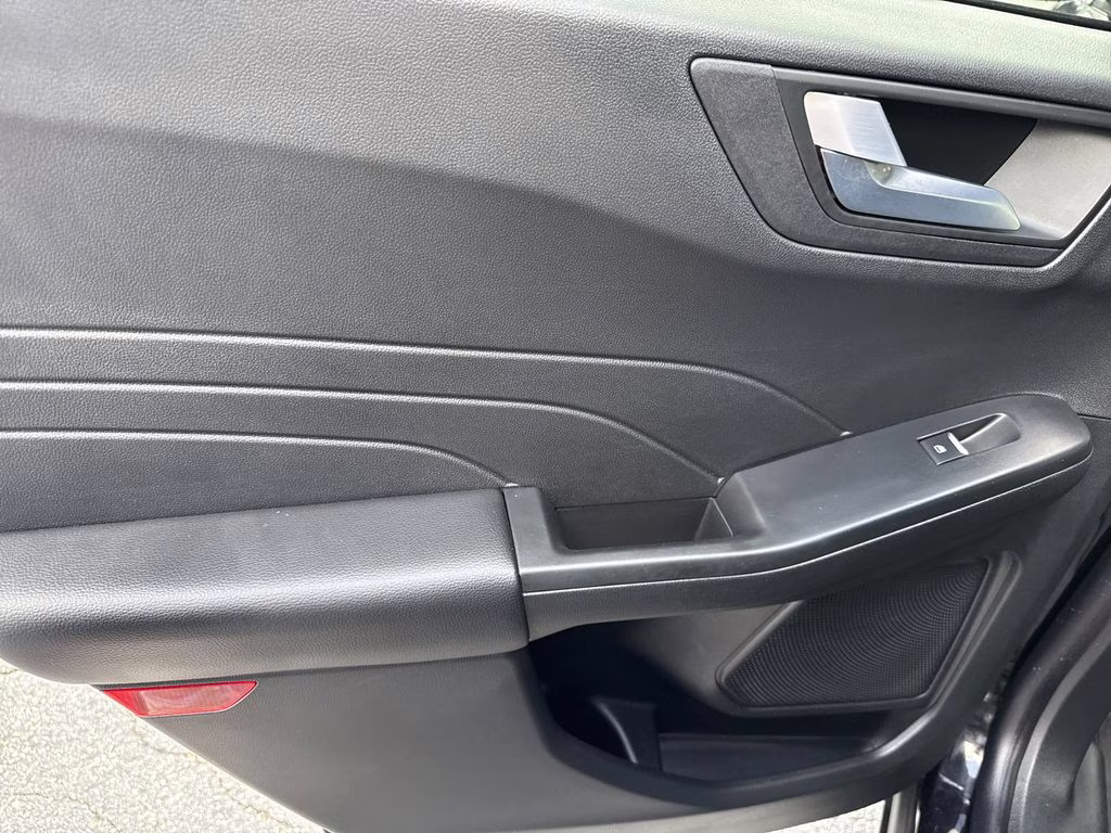 2025 Agate Black Metallic Ford Escape Hybrid ST-Line Select AWD SUV