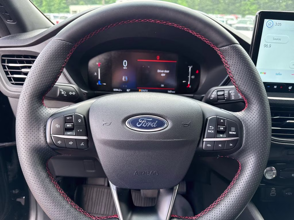 2025 Agate Black Metallic Ford Escape Hybrid ST-Line Select AWD SUV