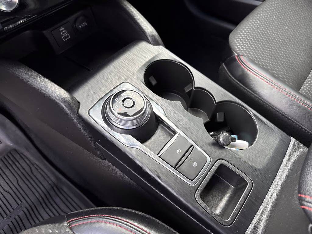 2025 Agate Black Metallic Ford Escape Hybrid ST-Line Select AWD SUV