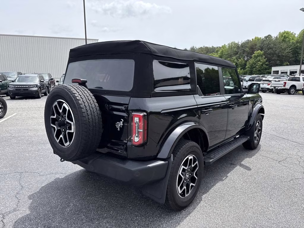 2023 Shadow Black Ford Bronco Outer Banks 4X4 SUV
