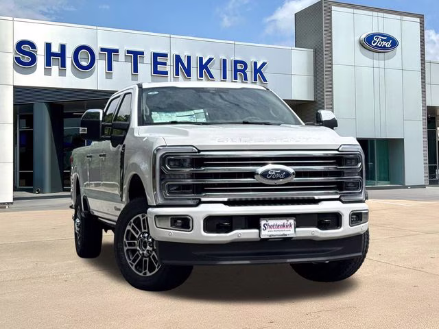 2026 White Ford Super Duty F-250 SRW Platinum 4X4 Truck