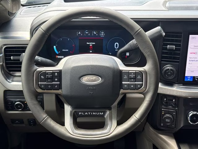 2026 White Ford Super Duty F-250 SRW Platinum 4X4 Truck