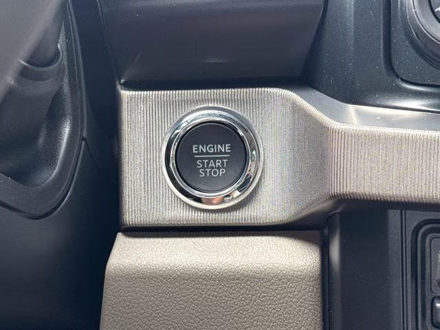 2026 White Ford Super Duty F-250 SRW Platinum 4X4 Truck