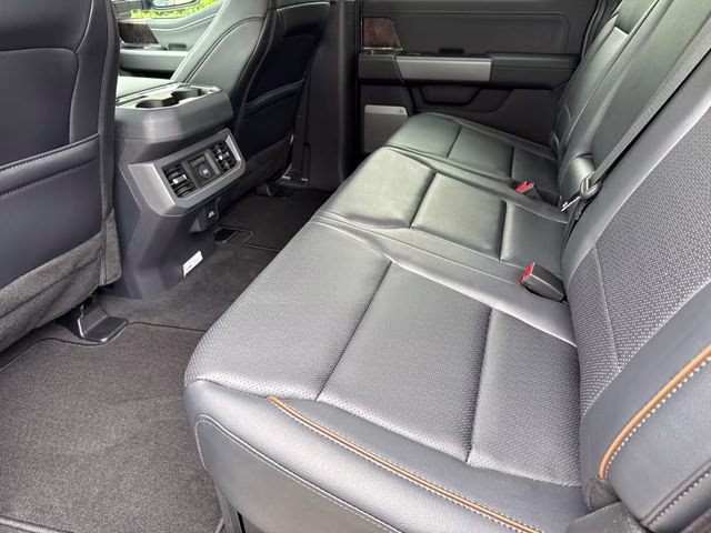 2026 Gray Ford Super Duty F-250 SRW Lariat 4X4 Truck