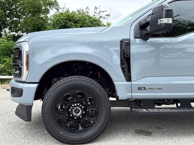 2026 Gray Ford Super Duty F-250 SRW Lariat 4X4 Truck