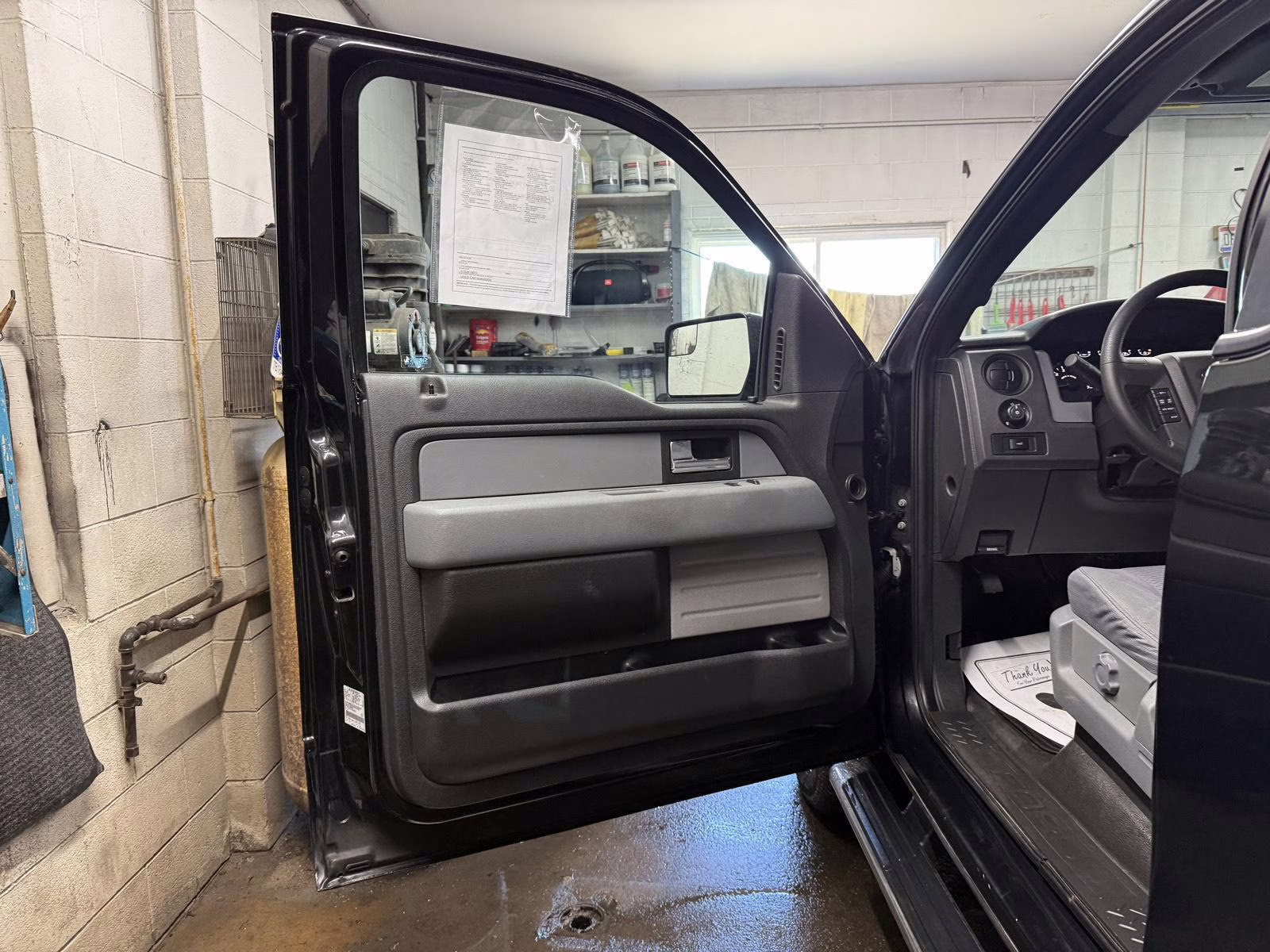 2013 Tuxedo Black Metallic Ford F-150 STX 4X4 Truck