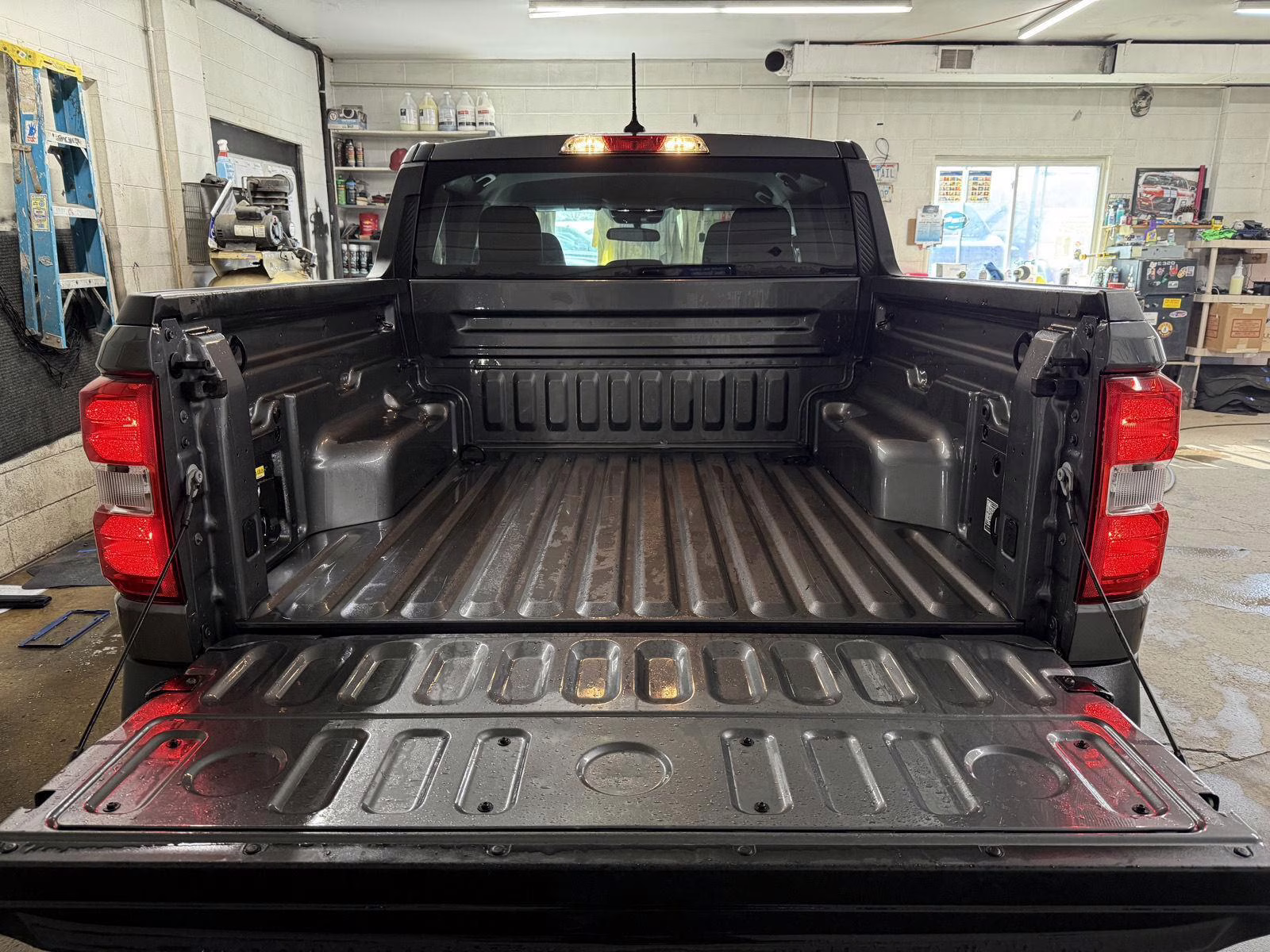 2023 Carbonized Gray Metallic Ford Maverick XLT AWD Truck