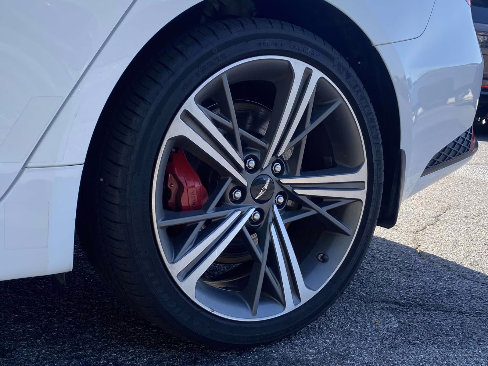 2025 Alta White Genesis G70 3.3T Sport Advanced RWD Sedan