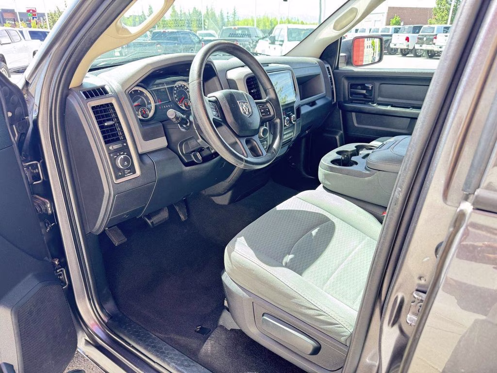 2016 Granite Crystal Metallic Clearcoat Ram 1500 Express 4X4 Truck