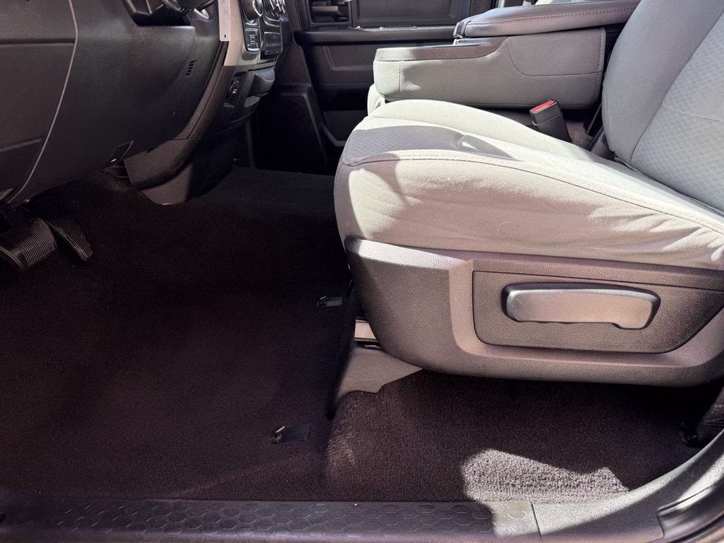 2016 Granite Crystal Metallic Clearcoat Ram 1500 Express 4X4 Truck
