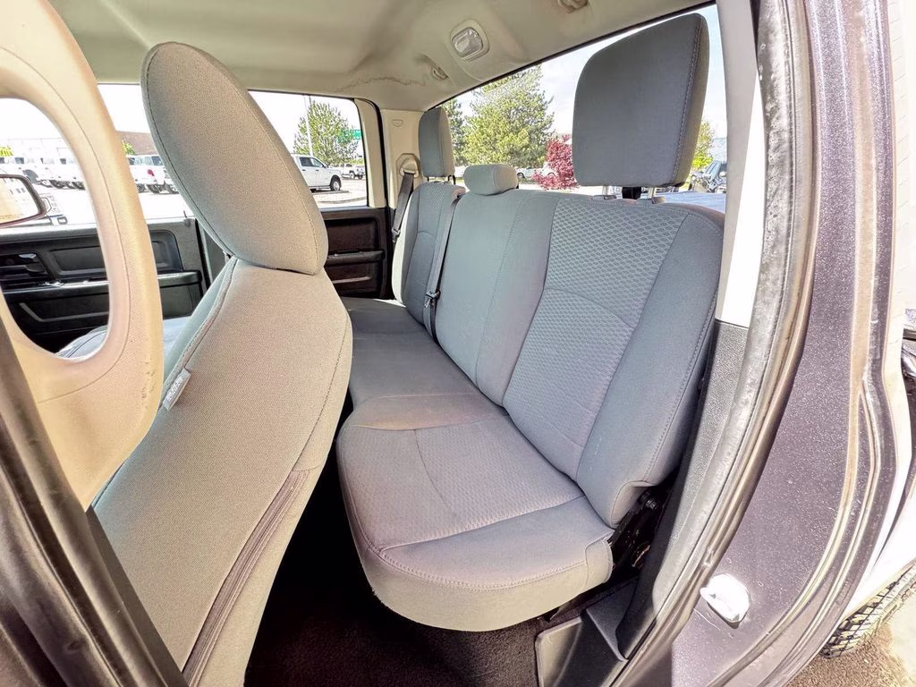 2016 Granite Crystal Metallic Clearcoat Ram 1500 Express 4X4 Truck