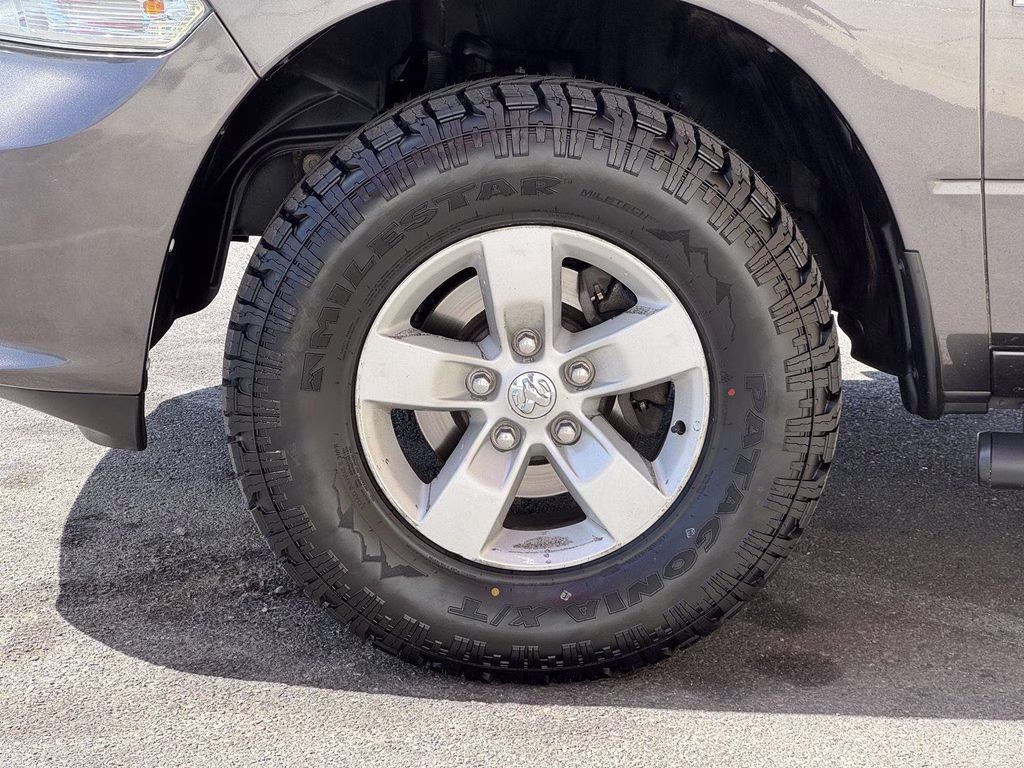 2016 Granite Crystal Metallic Clearcoat Ram 1500 Express 4X4 Truck