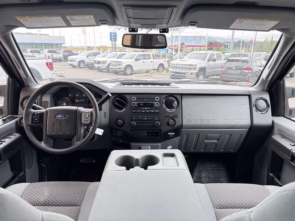 2015 Black Ford Super Duty F-350 SRW Platinum 4X4 Truck
