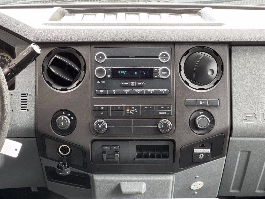 2015 Black Ford Super Duty F-350 SRW Platinum 4X4 Truck
