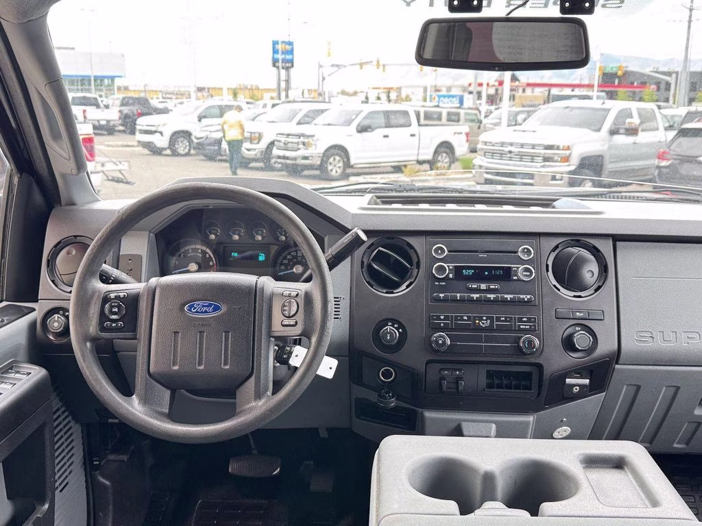 2015 Black Ford Super Duty F-350 SRW Platinum 4X4 Truck
