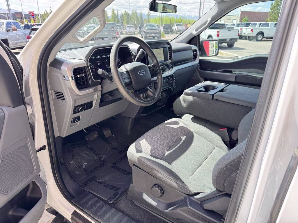 2023 White Ford F-150 XLT 4X4 Truck