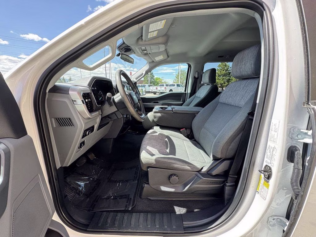 2023 White Ford F-150 XLT 4X4 Truck