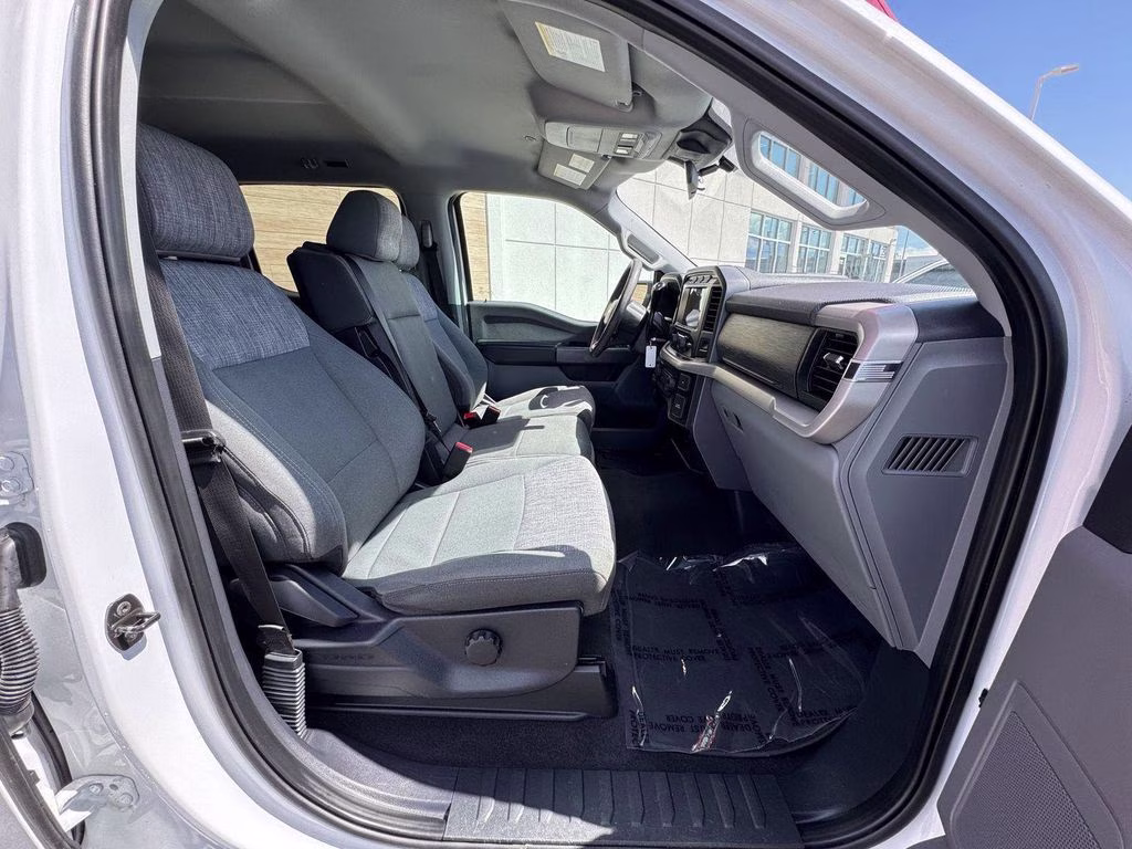 2023 White Ford F-150 XLT 4X4 Truck