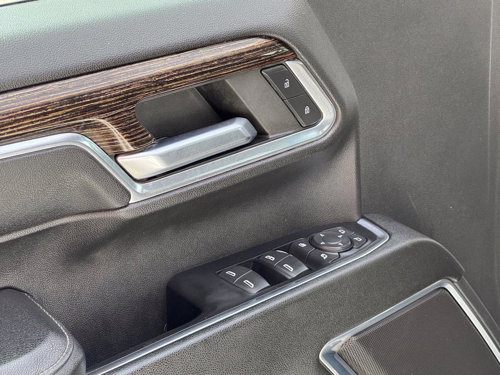 2024 Summit White GMC Sierra 3500HD SLE 4X4 Truck